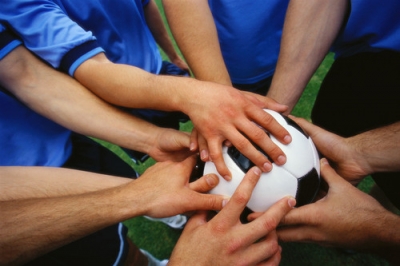 &Tau;&Epsilon;&Lambda;&Epsilon;&Upsilon;&Tau;&Alpha;&Iota;&Alpha; &Epsilon;&Upsilon;&Kappa;&Alpha;&Iota;&Rho;&Iota;&Alpha; &Gamma;&Iota;&Alpha; &Sigma;&Upsilon;&Mu;&Mu;&Epsilon;&Tau;&Omicron;&Chi;&Eta; &Sigma;&Tau;&Omicron; 7&omicron; INTERSPORT SOCCER CHALLENGE